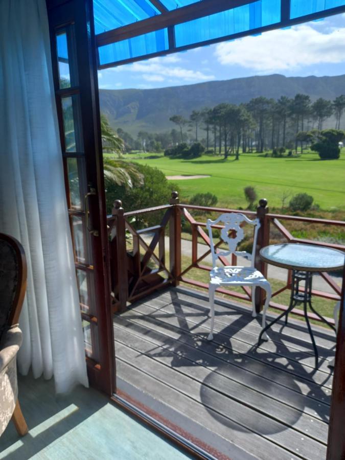 Mulligans Guest Lodge Hermanus Bagian luar foto