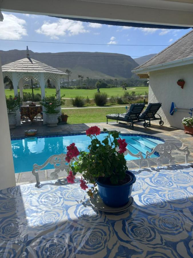 Mulligans Guest Lodge Hermanus Bagian luar foto