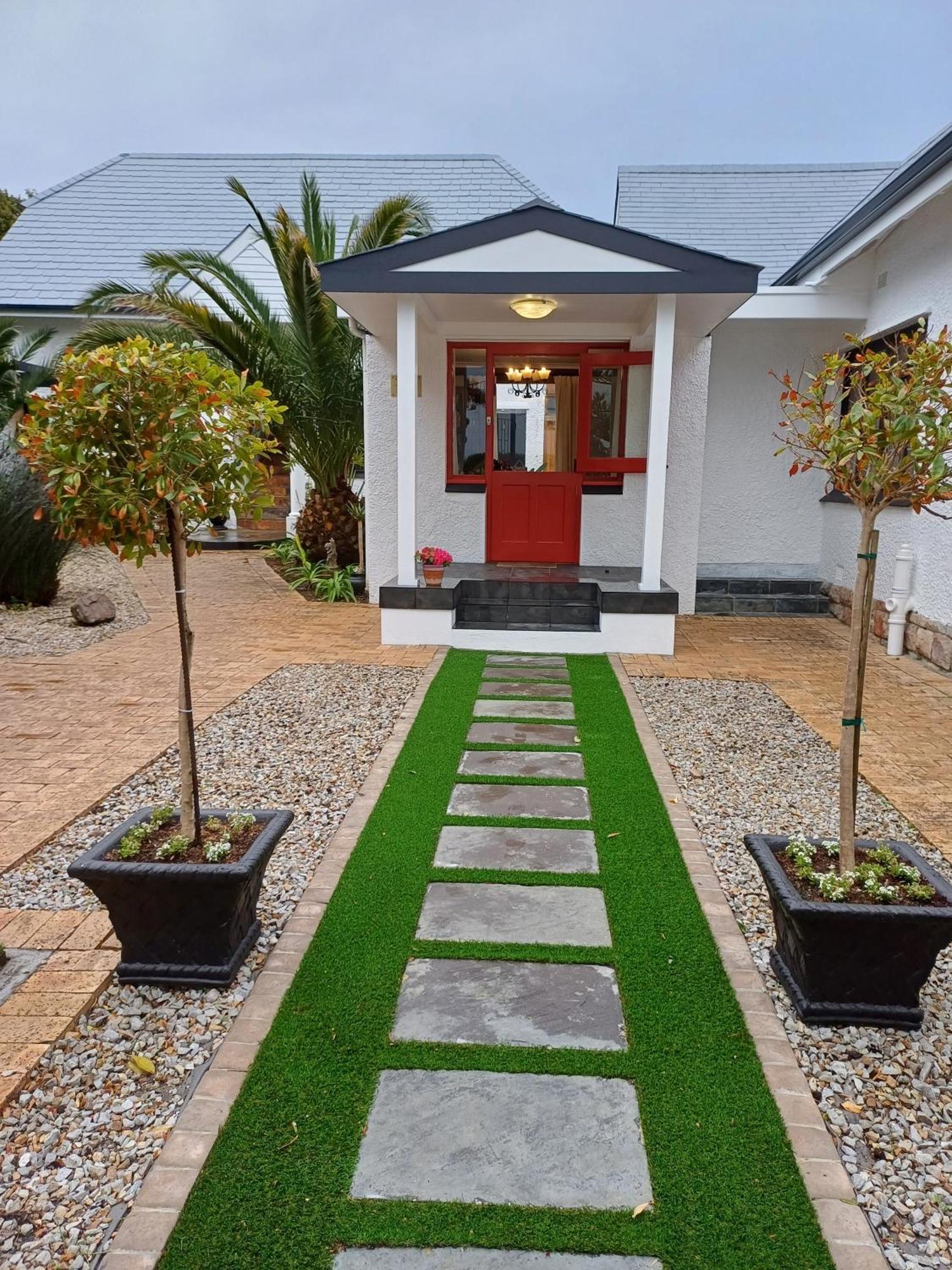 Mulligans Guest Lodge Hermanus Bagian luar foto