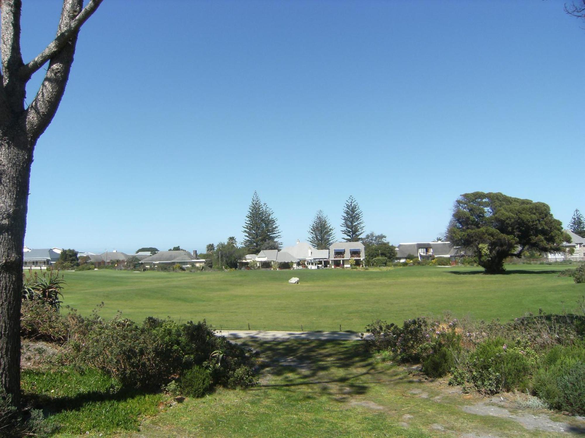 Mulligans Guest Lodge Hermanus Bagian luar foto